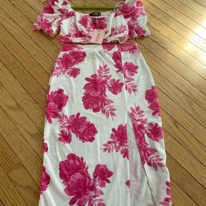 2 piece floral pink skirt and crop top